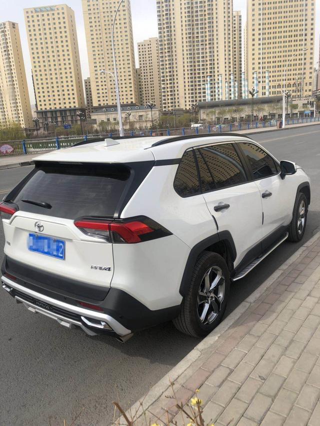 一款日系SUV给我一种欧美肌肉车感觉
