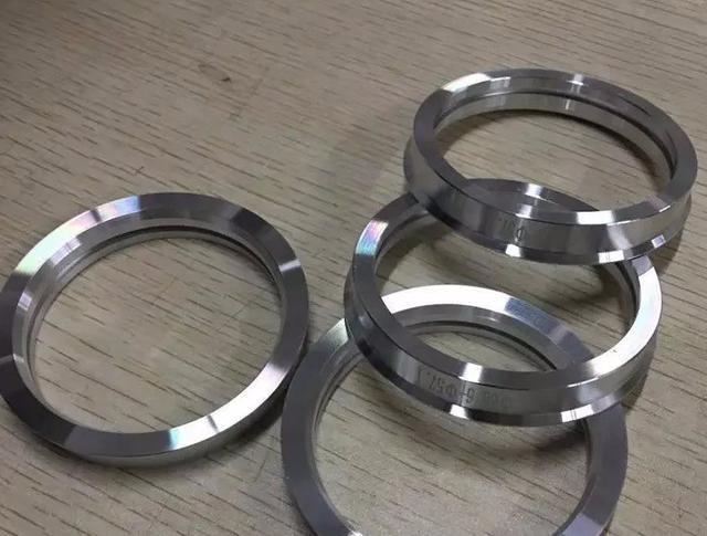 2018款A3三箱2.0运动提车作业＋改装轮毂、避震和外观＋使用感受