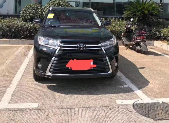 老爸让我买途昂，我却用31万买了汉兰达，大家看我买贵了没有？
