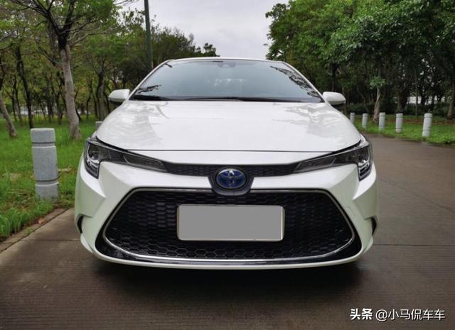 精打细算，还是双擎雷凌划算！平均油耗3.6升，这价格买贵了吗
