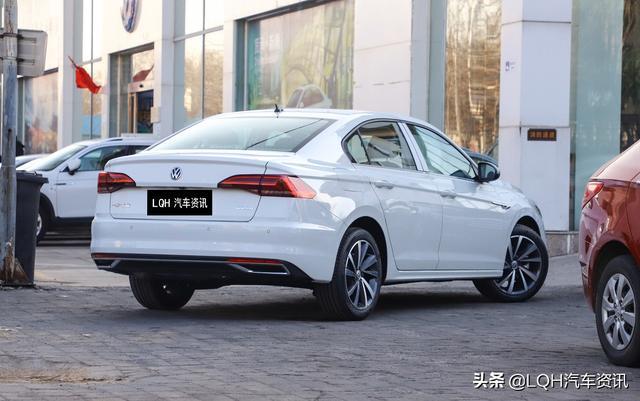 11万出头的合资车，颜值高配置强，关键还省油，幸好没选卡罗拉