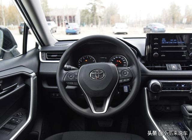 21万放弃日产奇骏，却提了丰田RAV4荣放，一个月后车主详谈优缺点