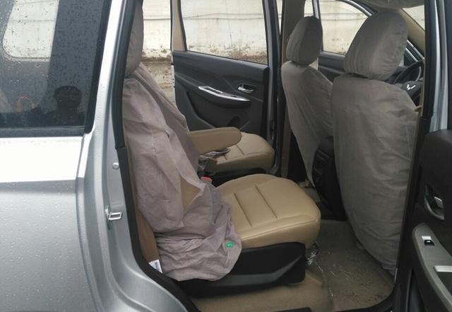 预算5万提了辆7座车，大厂出品，车标家喻户晓，进川藏上高速都行