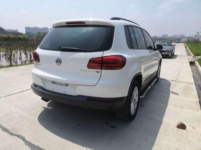 半价提经典合资SUV，全景天窗1.8T两驱顶配，动力足底盘稳