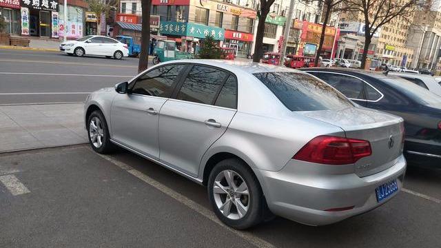 农村小伙咬牙提大众宝来！用车85000公里后说出真实感受，不后悔