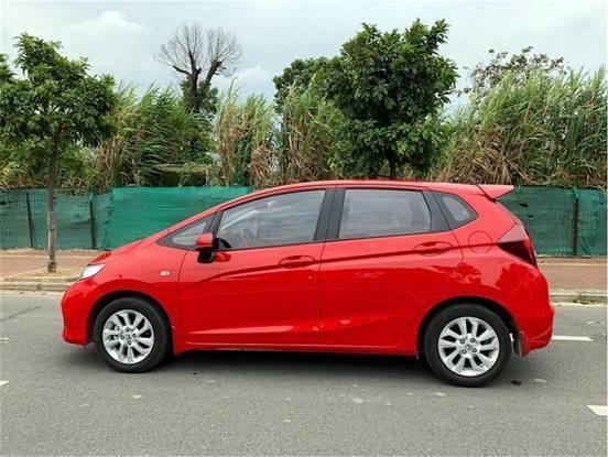 稳重低调 红色飞度使用感受