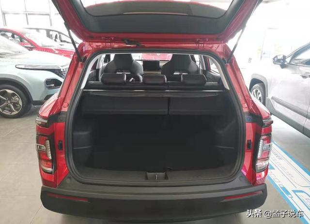 放弃了吉利、哈弗，7.18万提了台智能SUV，车主：好开好用真先进