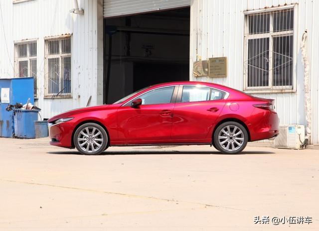 马自达新车亮相了！气场不输奥迪A4，进口2.0L引擎+CVT，11.7万起