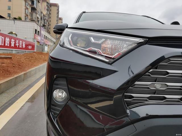 家有普拉多，再提新RAV4荣放两驱尊贵版，来听车主怎么评价！