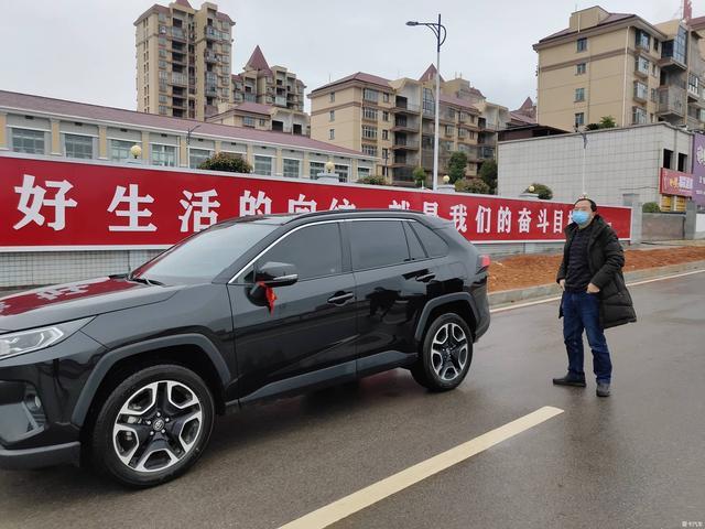 家有普拉多，再提新RAV4荣放两驱尊贵版，来听车主怎么评价！