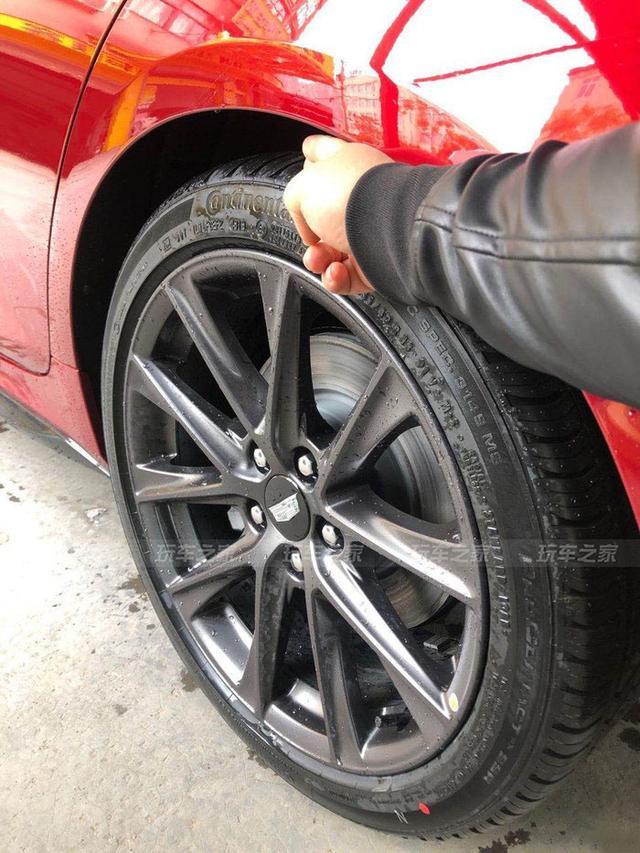 凯迪拉克CT4提车改装作业 全国首例改装绞牙避震