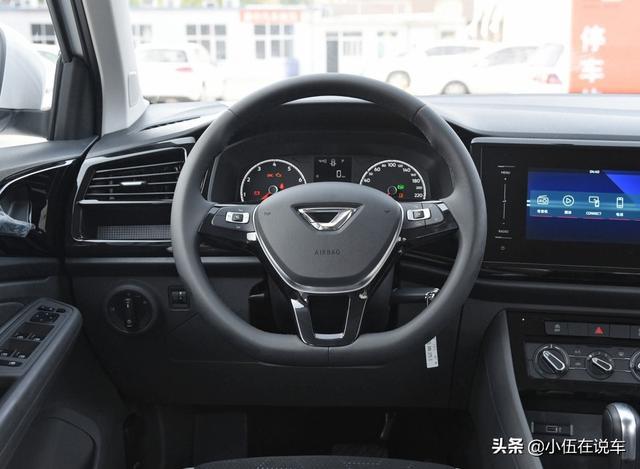 大众再添“亲民级”SUV，售8.48万起，国六1.4T引擎，比逍客漂亮