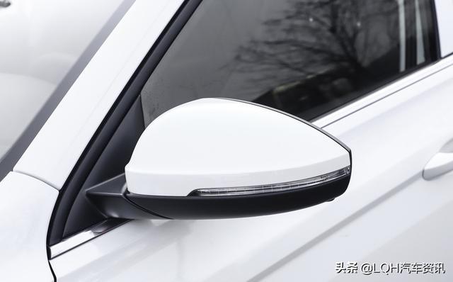 11万出头的合资车，颜值高配置强，关键还省油，幸好没选卡罗拉