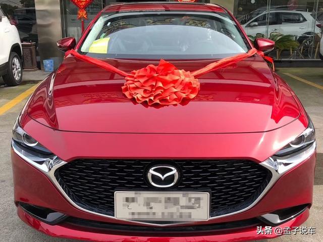 裸车14万入手马自达3昂克塞拉，外观精致内饰简洁，2.0L+6AT不错