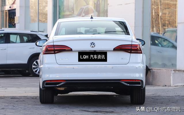 11万出头的合资车，颜值高配置强，关键还省油，幸好没选卡罗拉