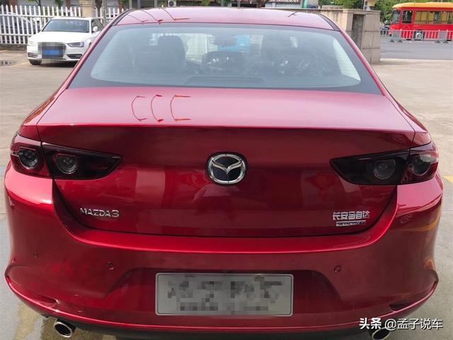裸车14万入手马自达3昂克塞拉，外观精致内饰简洁，2.0L+6AT不错
