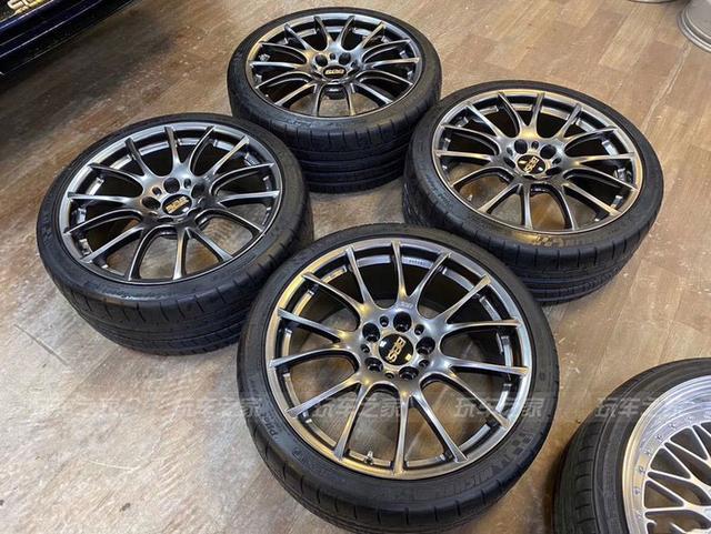 纳瓦拉蓝奥迪S3提车改装作业 19寸BBS RE-V轮毂装车