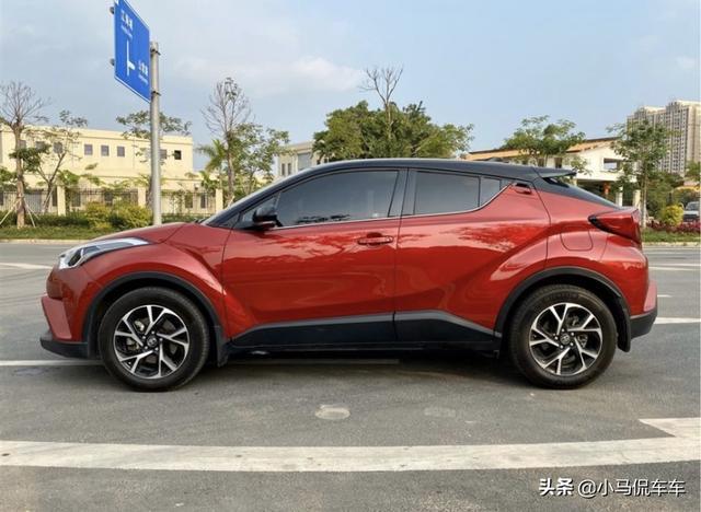 喜提丰田C-HR，特立独行的小车，安全性很高，这价格我买的不贵吧