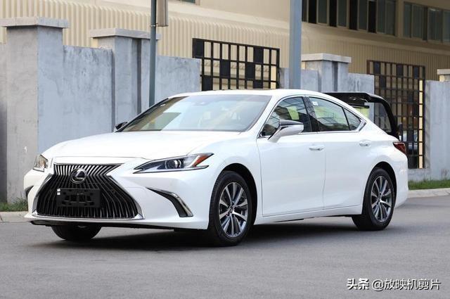 预算30万，雷克萨斯ES与英菲尼迪Q50L谁更优秀？车主说了实在话