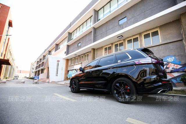 锐界提车作业福特锐界提车一年半后改装黑武士没想到suv也能这么帅