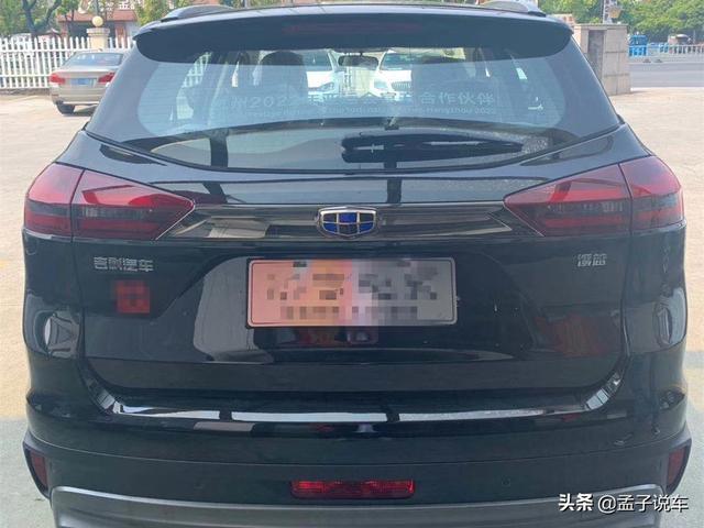 吉利博越1.8T提车作业，车主：裸车10.6万，空间动力都很满意