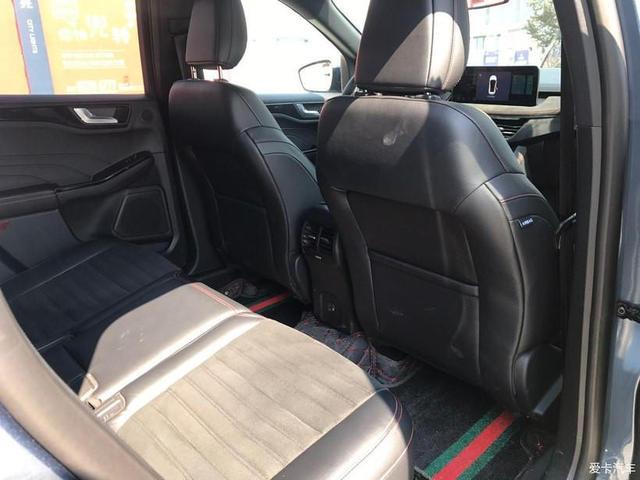 2.0T+四驱，20多万提车福特锐际ST，车主：比RAV4性价比高！