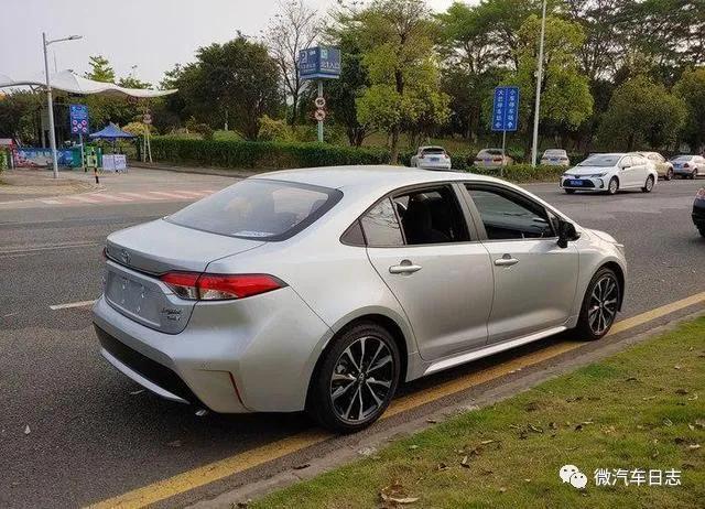 12万拿下一台丰田雷凌，提车240天后，车主说了真心话