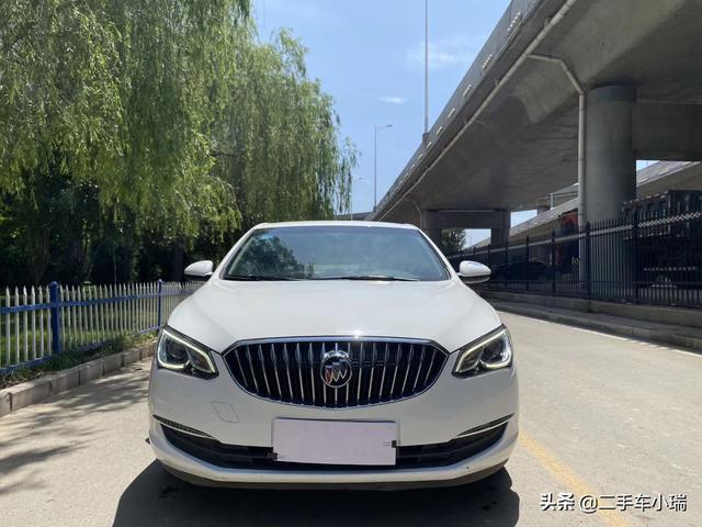 4缸别克小轿车，对于颜值和油耗很满意，看看车主怎么说的？