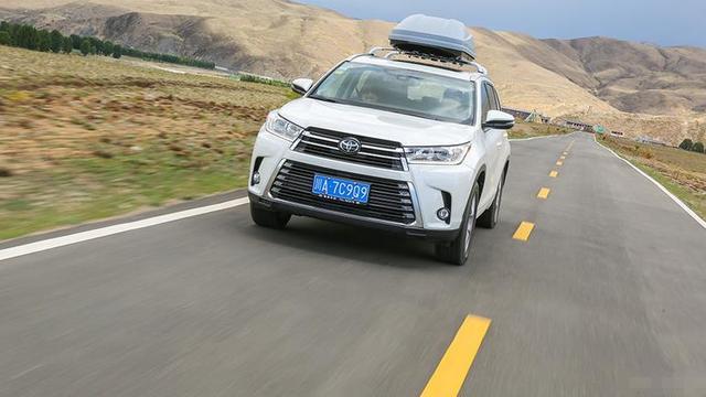 27.8万提了辆丰田汉兰达，开了8720km后，车主：我只想说一句话