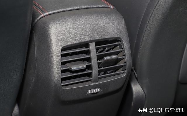 又一款居家“小青年”，采用1.5+8AT黄金组合，实测油耗才5.4L