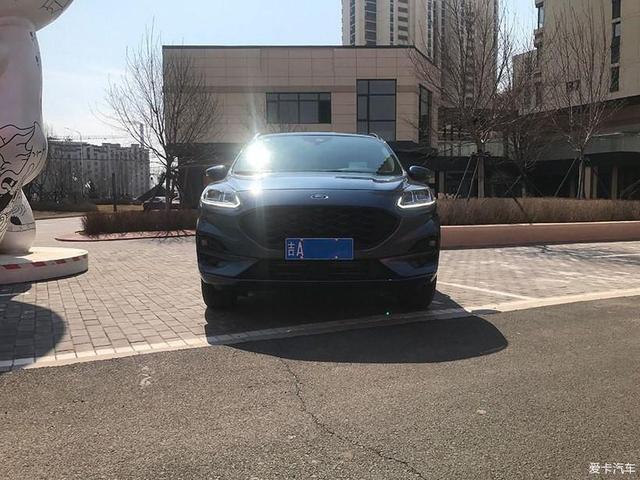 2.0T+四驱，20多万提车福特锐际ST，车主：比RAV4性价比高！