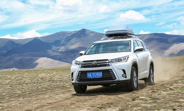 27.8万提了辆丰田汉兰达，开了8720km后，车主：我只想说一句话