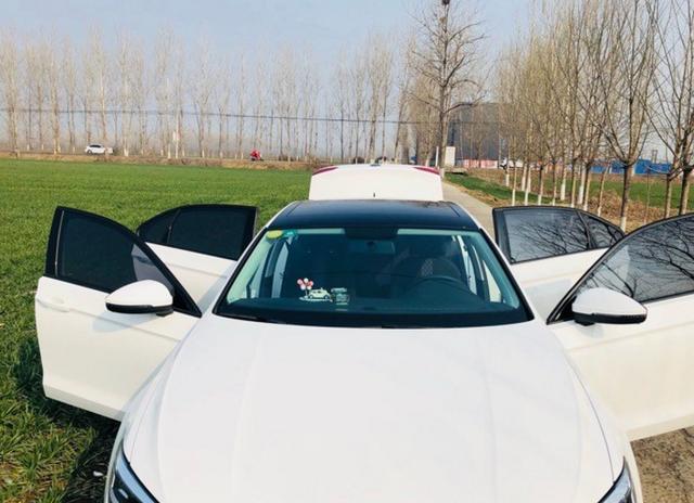 放弃卡罗拉双擎，车主15.4万提了大众凌渡，如今开了半年有话想说