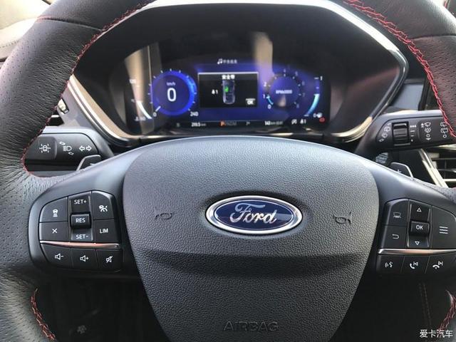 2.0T+四驱，20多万提车福特锐际ST，车主：比RAV4性价比高！
