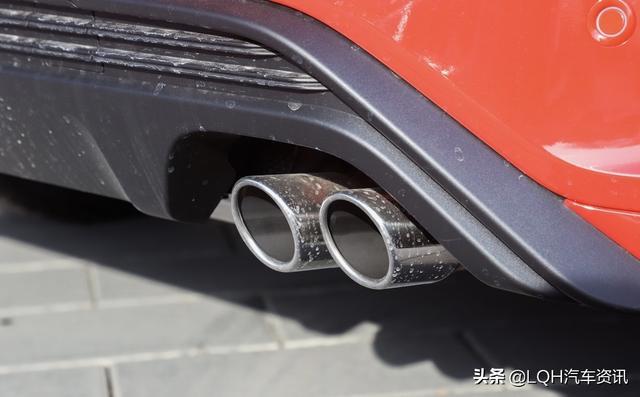 又一款居家“小青年”，采用1.5+8AT黄金组合，实测油耗才5.4L