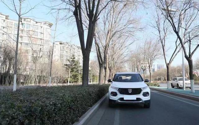 结婚半年提宝骏510，油耗4毛，保养才200多，老婆、丈母娘都满意