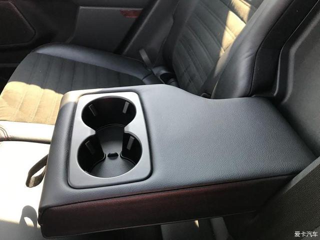2.0T+四驱，20多万提车福特锐际ST，车主：比RAV4性价比高！