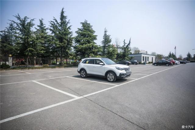 外观硬朗霸气，起亚智跑提车作业分享，性价比不输国产车？