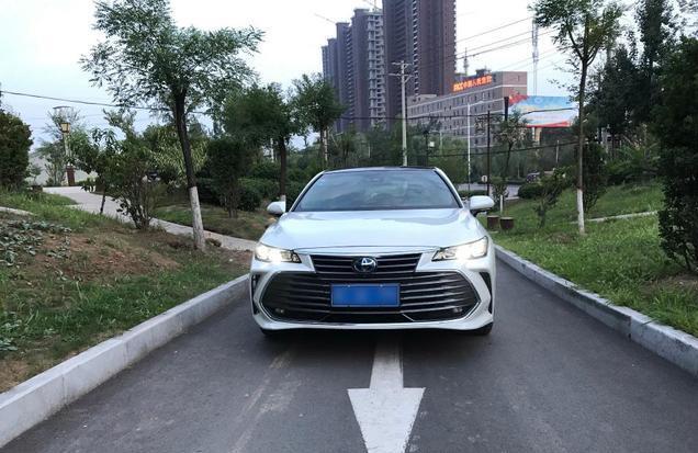 高颜值的省油王，提车两个月，我的亚洲龙使用心得