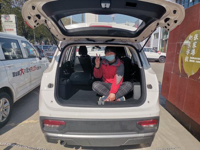 五座太小七座太麻烦？十万左右的六座SUV，听听宝骏530车主怎么说