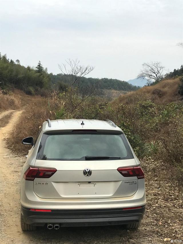 外观大气动力强，途观L 2.0T风尚版提车，轻度越野感受分享