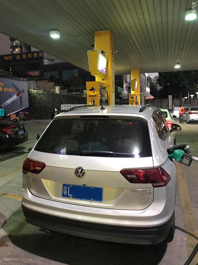 外观大气动力强，途观L 2.0T风尚版提车，轻度越野感受分享
