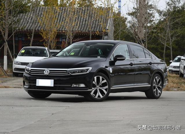 20万如何选车？大众迈腾、福特蒙迪欧谁性价比高？看完你就知道了