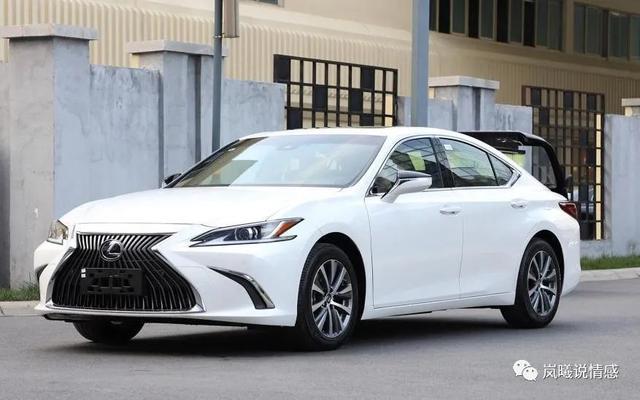 30万，宝马2系和雷克萨斯ES如何选择？车主一语道破