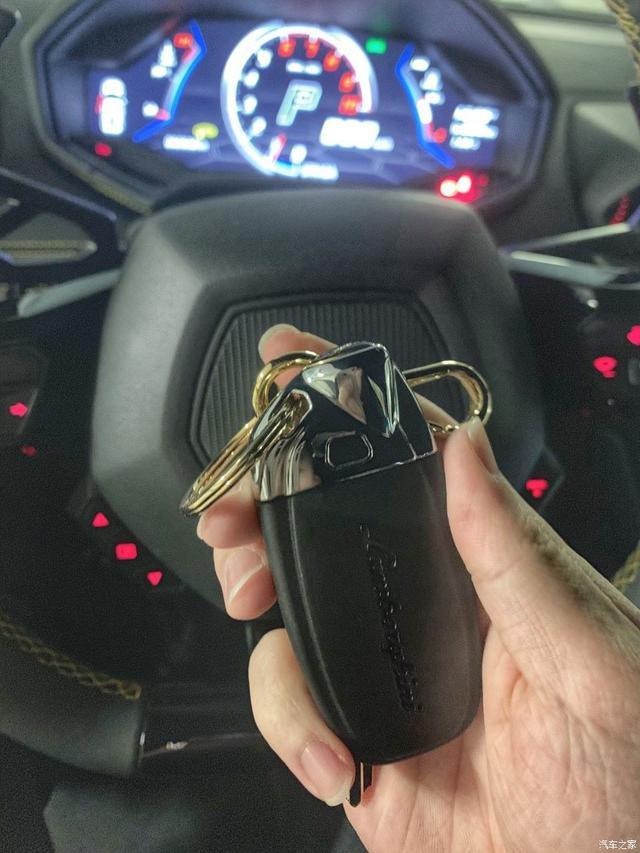 车友兰博基尼 Huracan EVO 提车作业