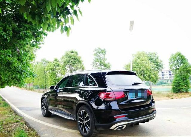 40万喜提奔驰GLC300，700公里后，车主：来说说感受