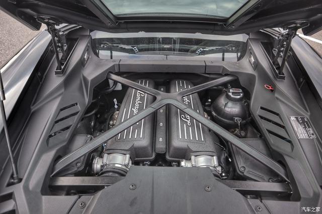 车友兰博基尼 Huracan EVO 提车作业