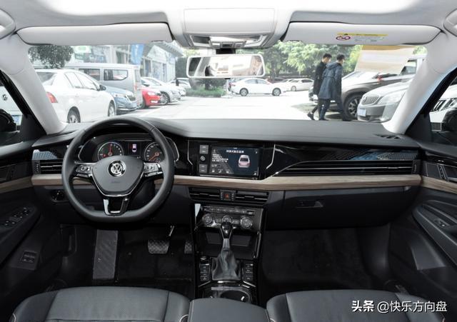 放弃奥迪A4L选择帕萨特混动，1.7万公里后车主这样说，算豪横吗？