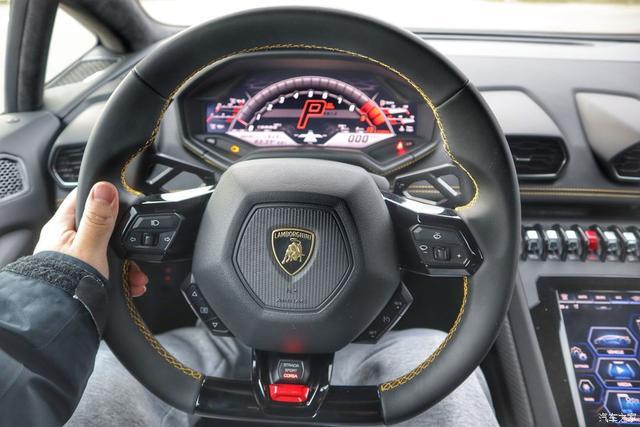 车友兰博基尼 Huracan EVO 提车作业