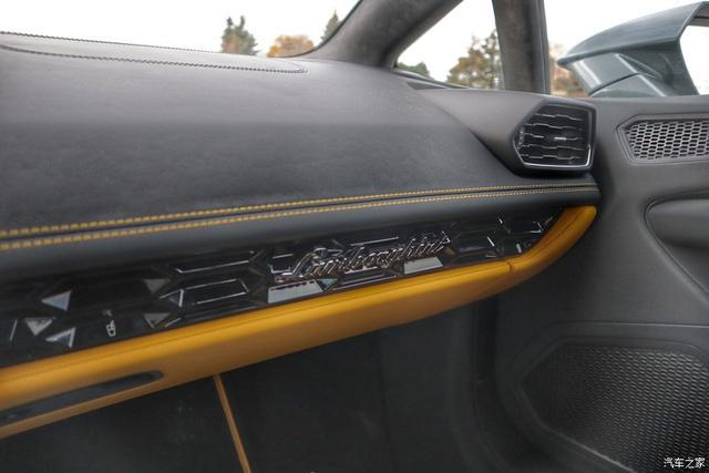 车友兰博基尼 Huracan EVO 提车作业